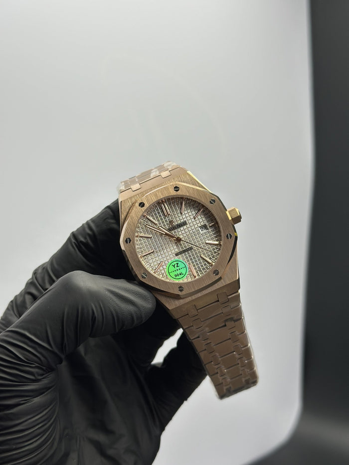 AP Royal Oak Automatic 41mm Stainless Steel Rosegold Bracelet White Textured Dial