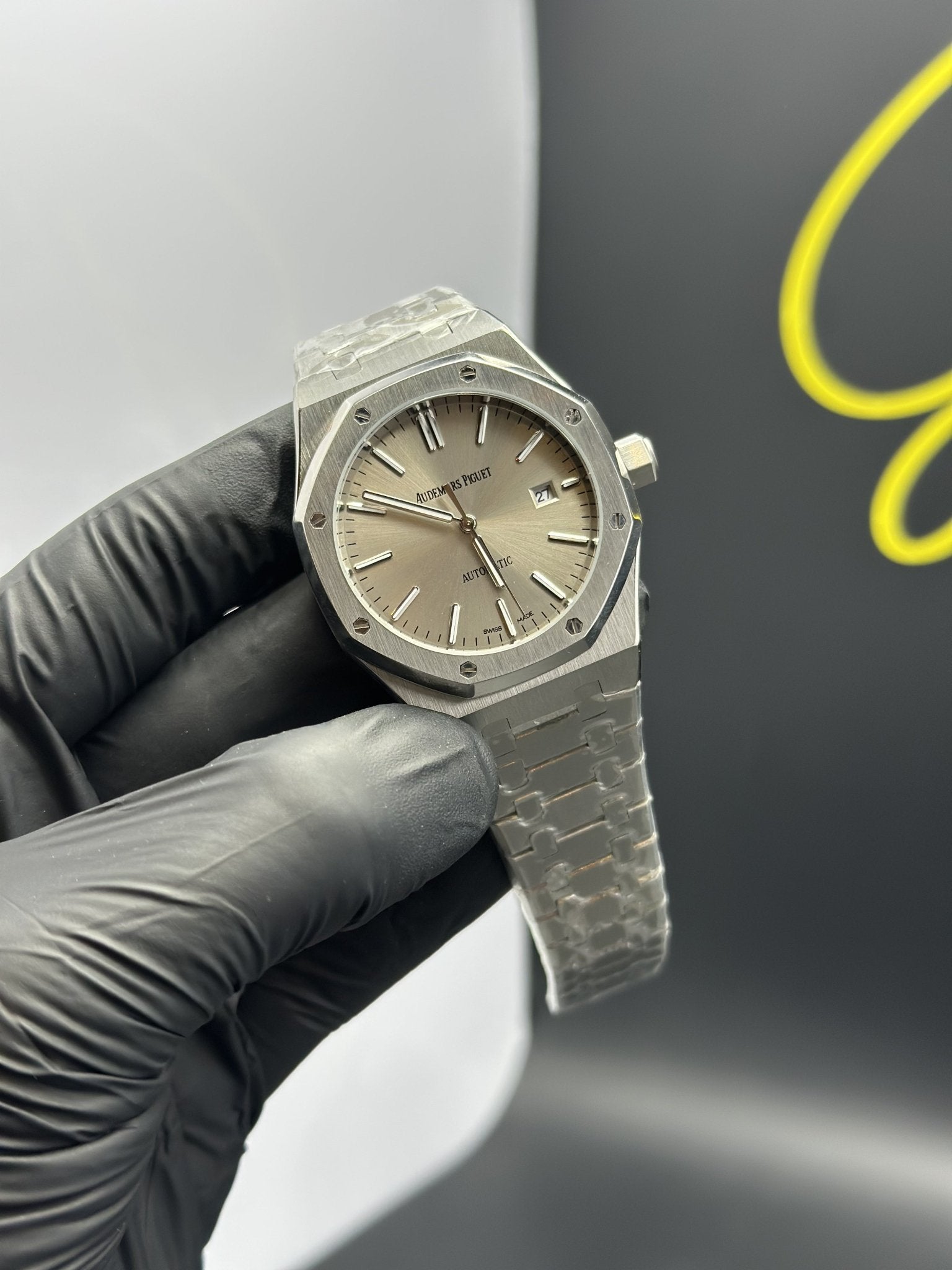Audemars Piguet Royal Oak Automatic 41mm Stainless Steel Silver Bracelet Grey Dial – men’s watch