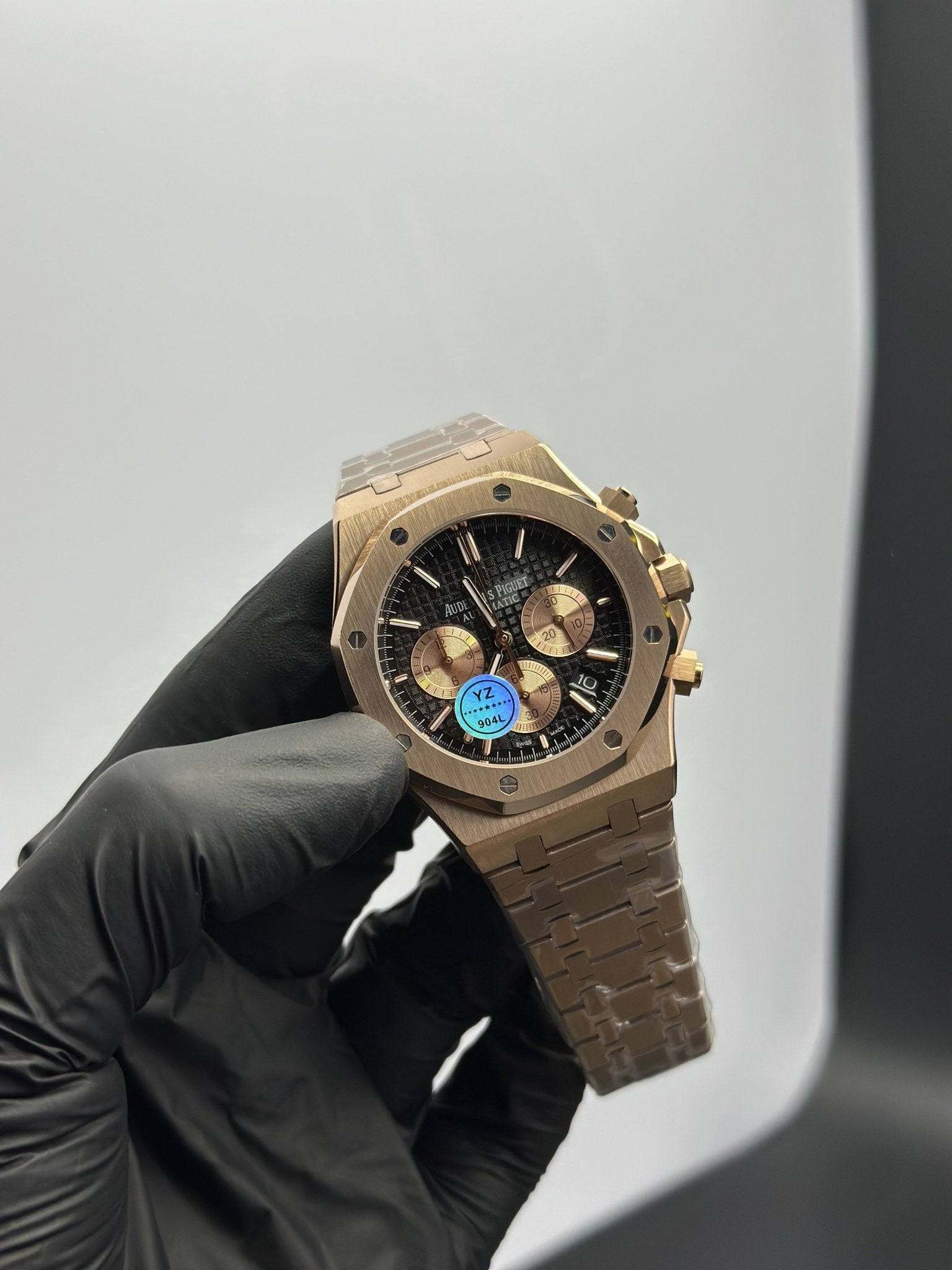 Audemars Piguet Royal Oak Chronograph 41mm Stainless Steel Rosegold Bracelet Black Rosegold Dial – men’s watch