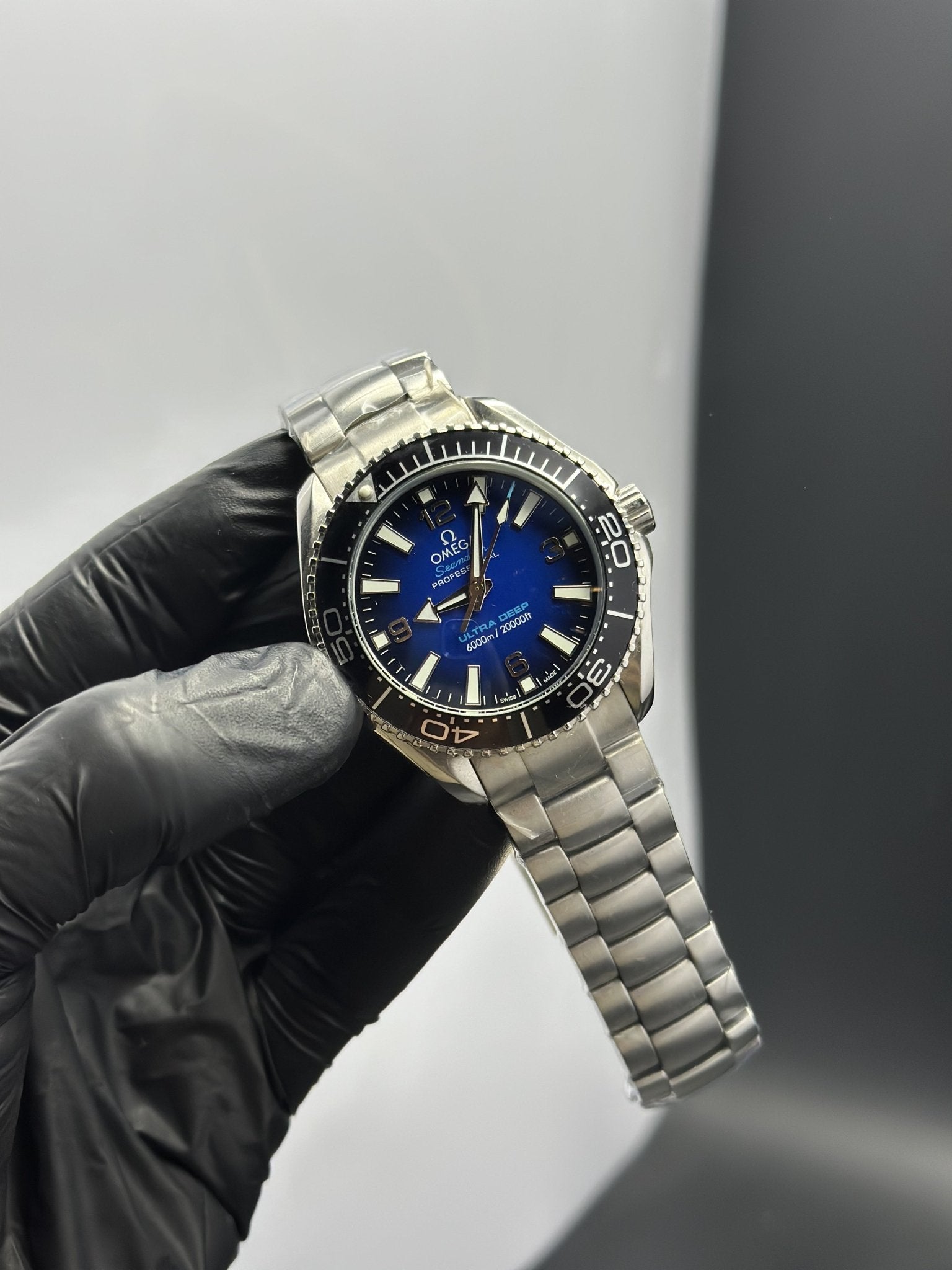 Omega Bracelet Seamaster (Automatic) Silver Bracelet Ultra Deep Blue Dial – men’s watch