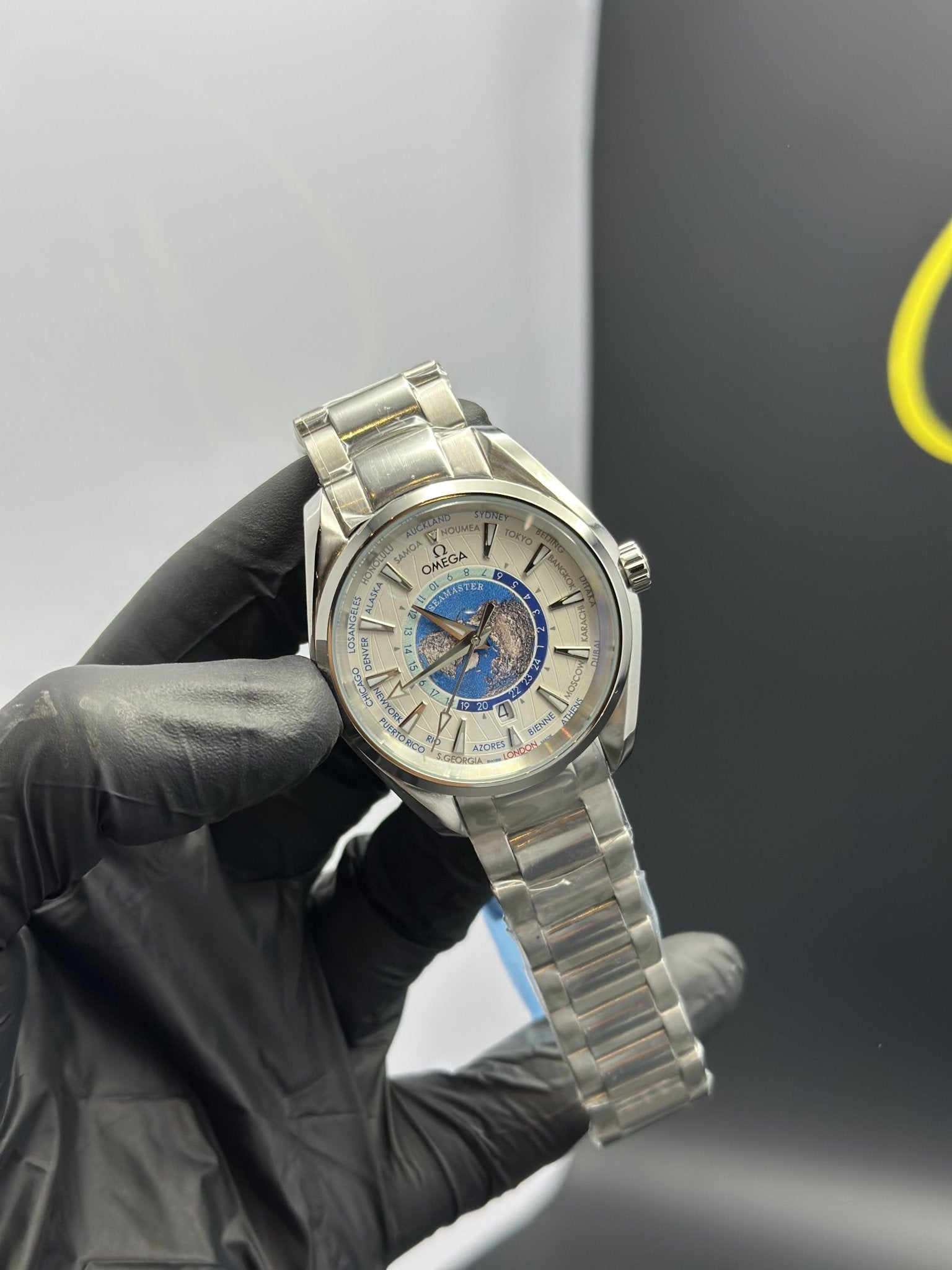 Omega Bracelet Seamaster (Automatic) Silver Bracelet World Timer White Dial – men’s watch