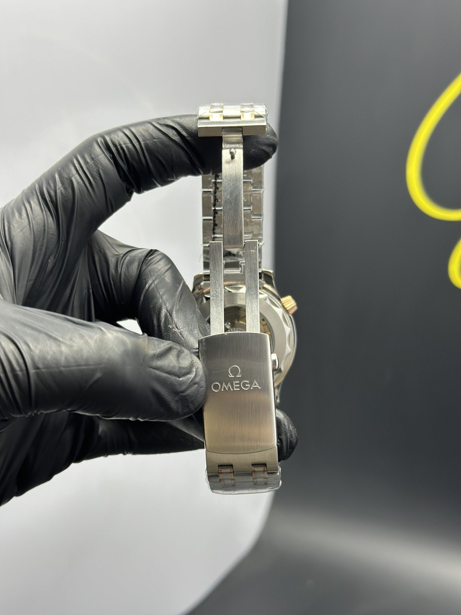 Omega Bracelet Seamaster (Automatic) Silver Rosegold Bracelet Black Dial Black Rosegold Bezel – men’s watch