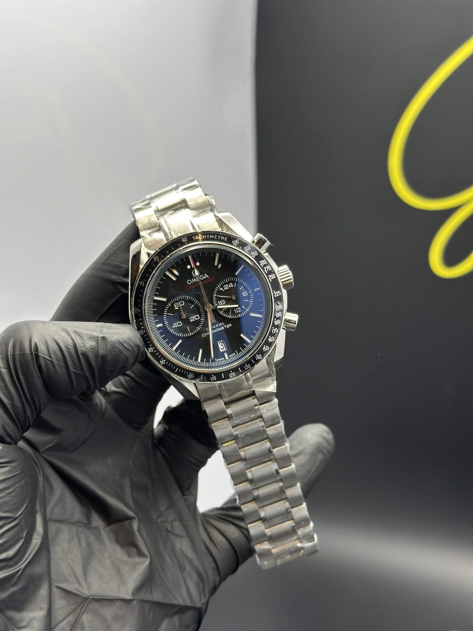Omega Bracelet Speedmaster (Chronograph Quartz) Silver Bracelet Black 2 Chronographs Date Dial – men’s watch