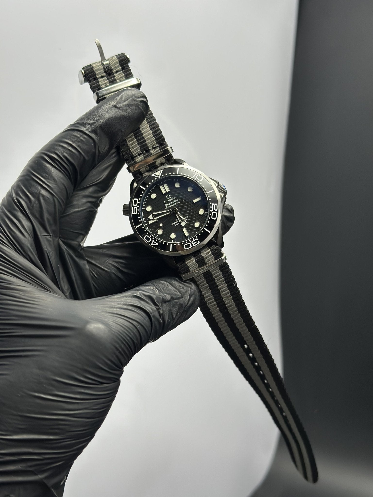 Omega Strap Seamaster (Automatic) 007 Black Nato Strap Black Dial Black Bezel – men’s watch