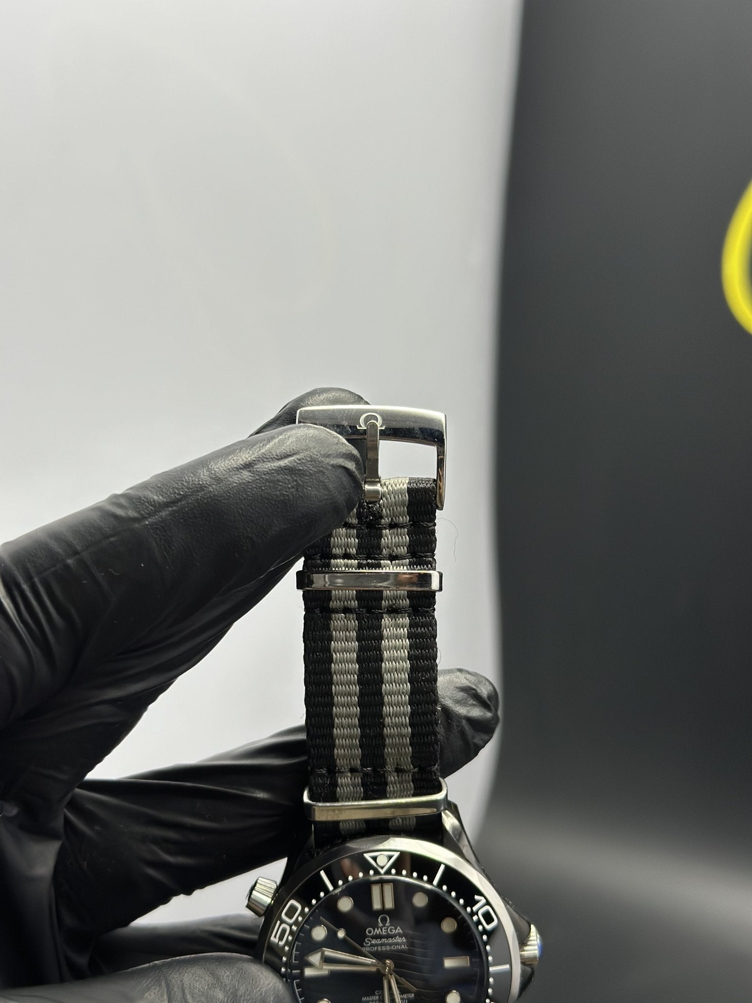 Omega Strap Seamaster (Automatic) 007 Black Nato Strap Black Dial Black Bezel – men’s watch