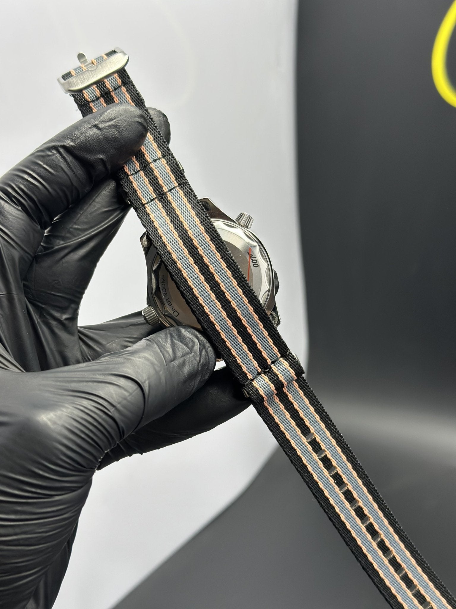 Omega Strap Seamaster (Automatic) 007 Black Orange Nato Strap Black Orange Dial Black Orange Bezel – men’s watch