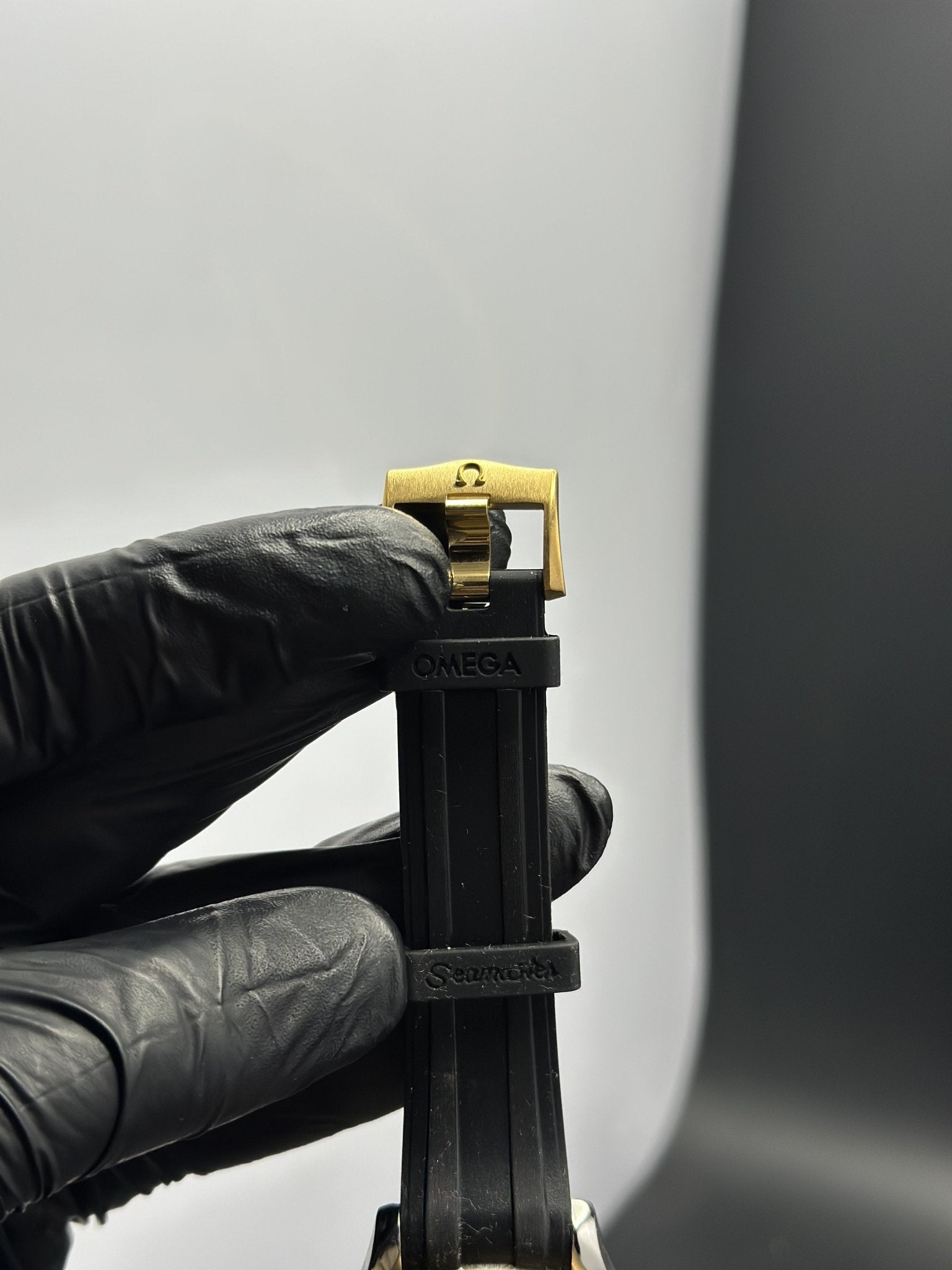 Omega Strap Seamaster (Automatic) Black Strap Black Dial Black Gold Bezel – men’s watch