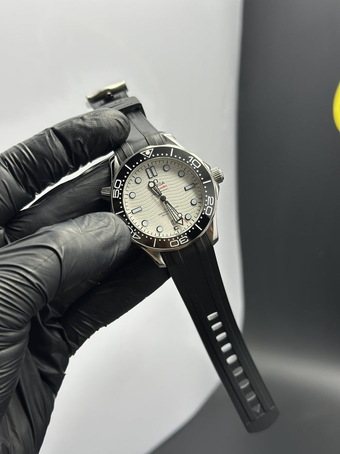 OMGA Strap Seamaster (Automatic) Black Strap White Dial Blue Bezel