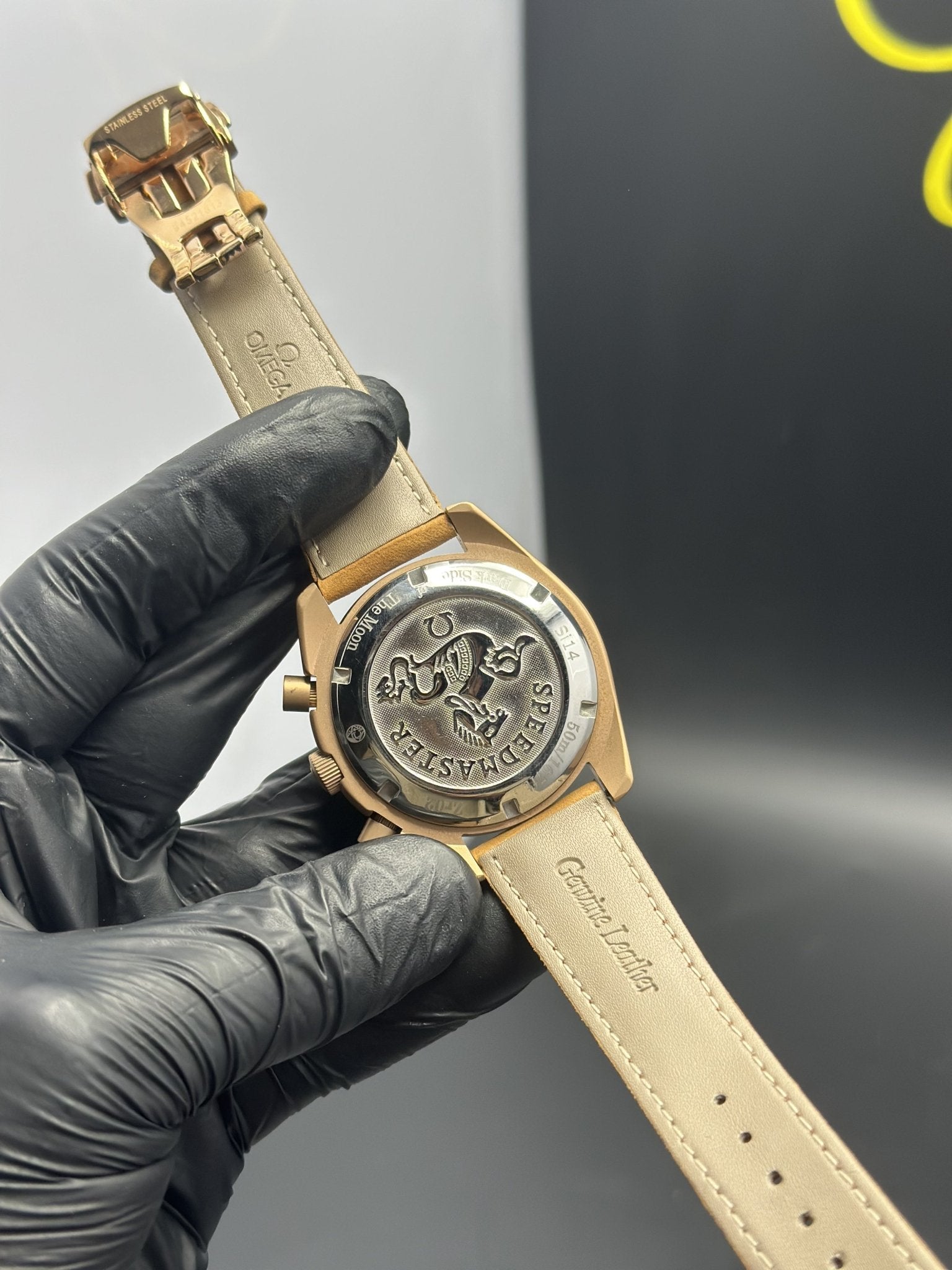 Omega Strap Speedmaster (Chronograph Quartz) Camel Strap Brown Dial Camel Bezel – men’s watch