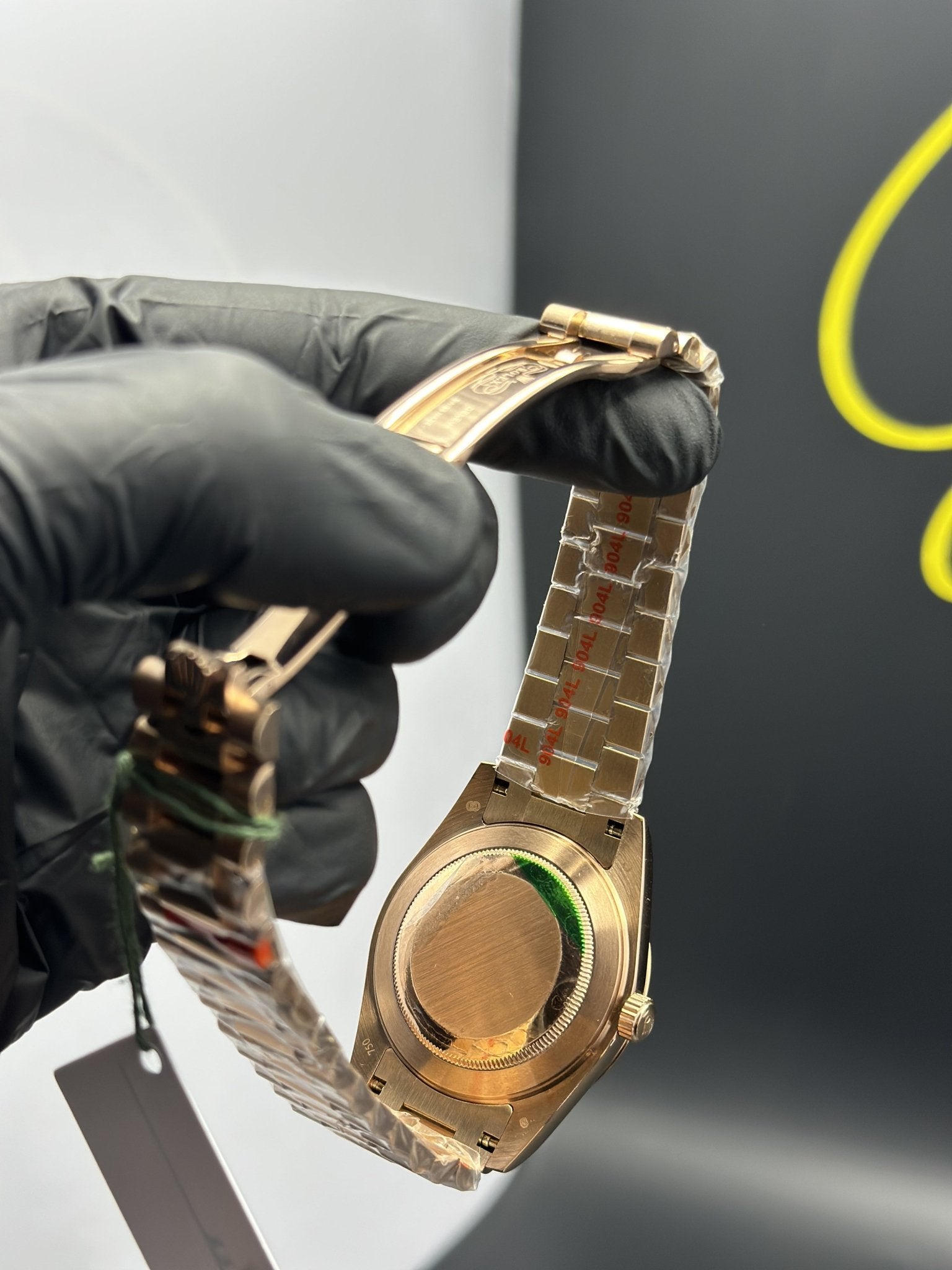 OZ Factory Rolex Daydate 40mm Stainless Steel Rosegold Presidential Bracelet Rosegold Stoned Dial – men’s watch