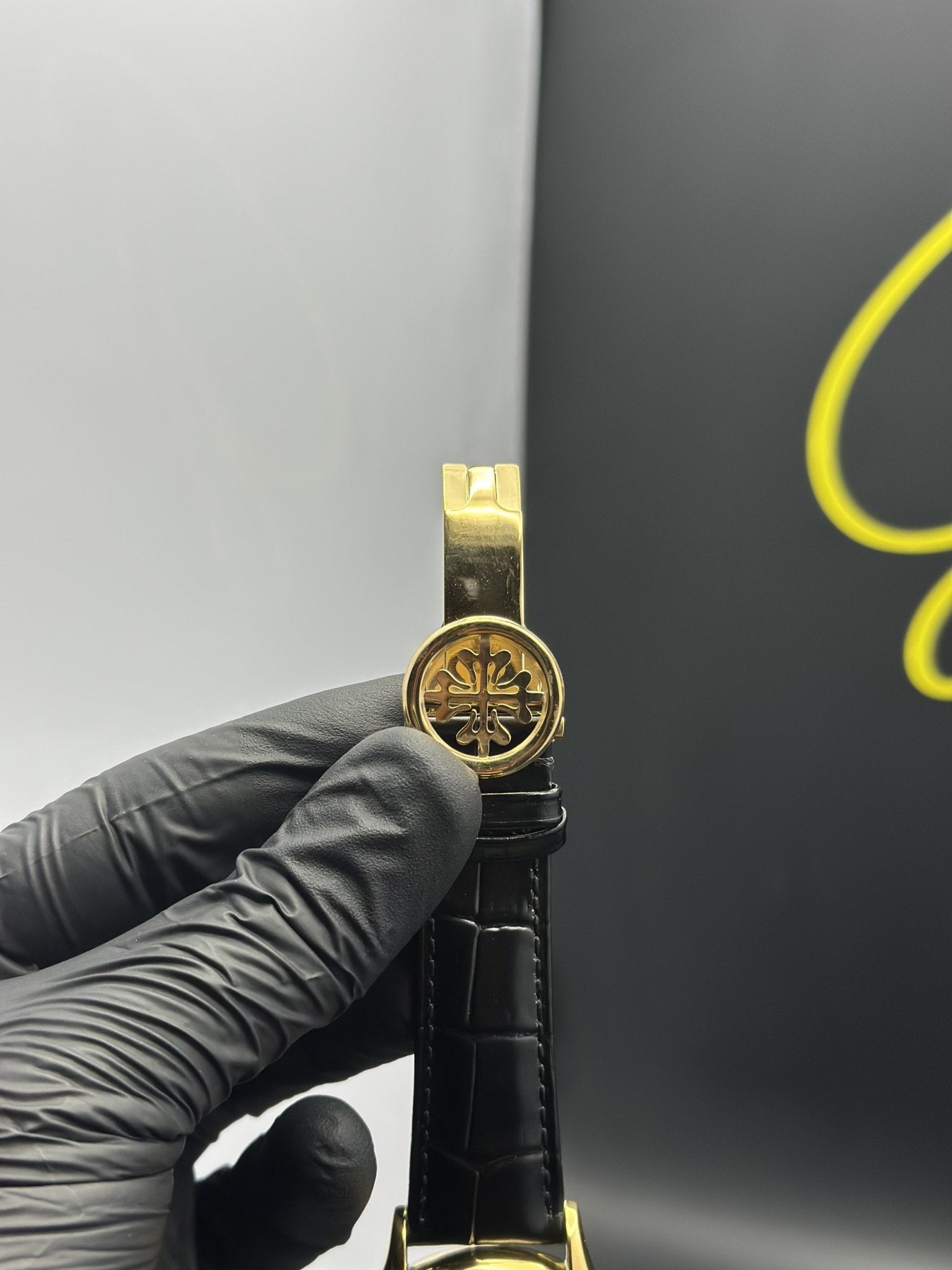 Patek Philippe Leather Strap Classy Watches Black Strap Black Pendulum Dial Gold Bezel – men’s watch