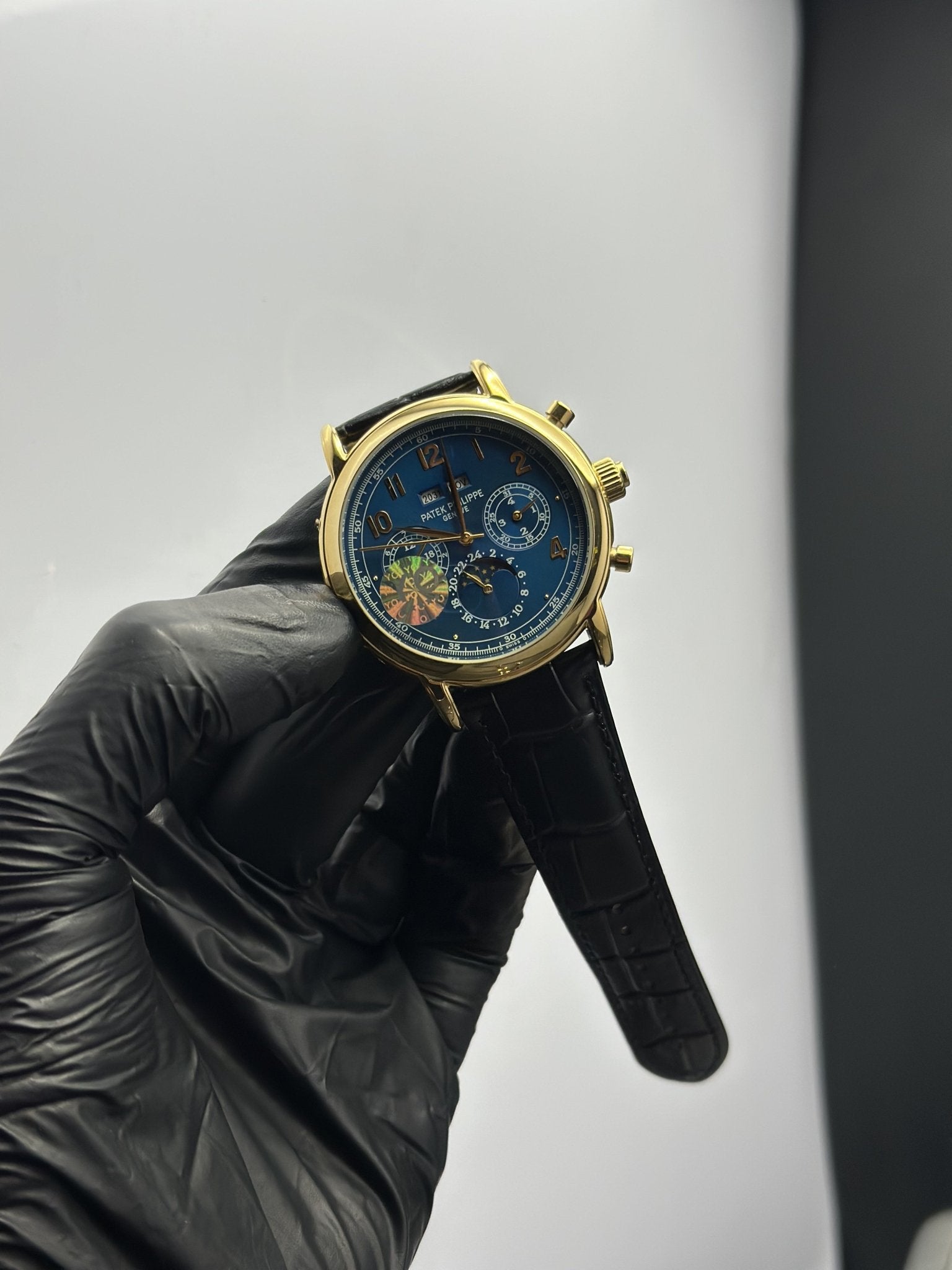 Patek Philippe Leather Strap Classy Watches Black Strap Blue Dial Gold Bezel Round Chronographs – men’s watch