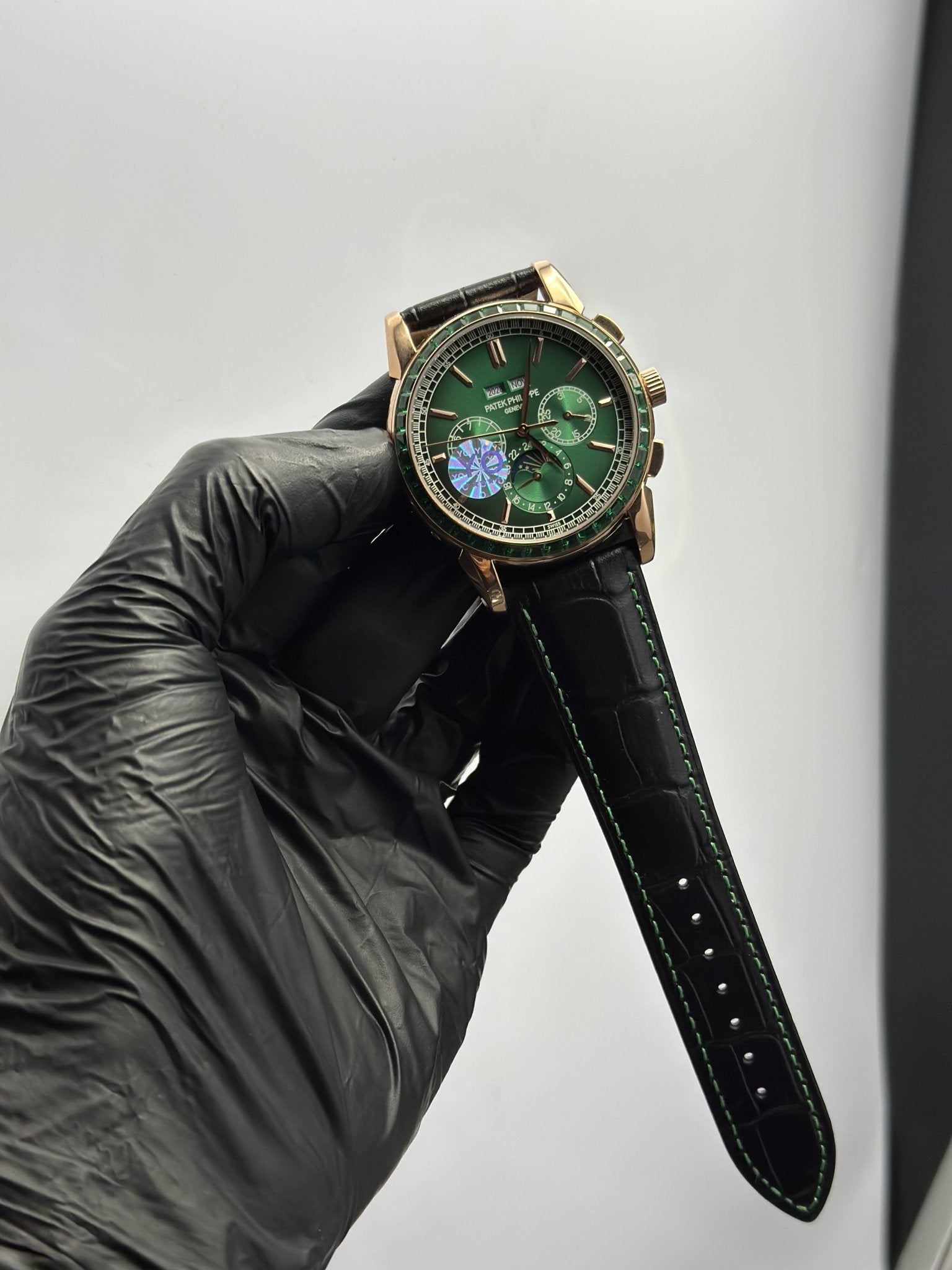 Patek Philippe Leather Strap Classy Watches Black Strap Bottle Green Dial Rosegold Stoned Bezel Rectangular Chronographs – men’s watch