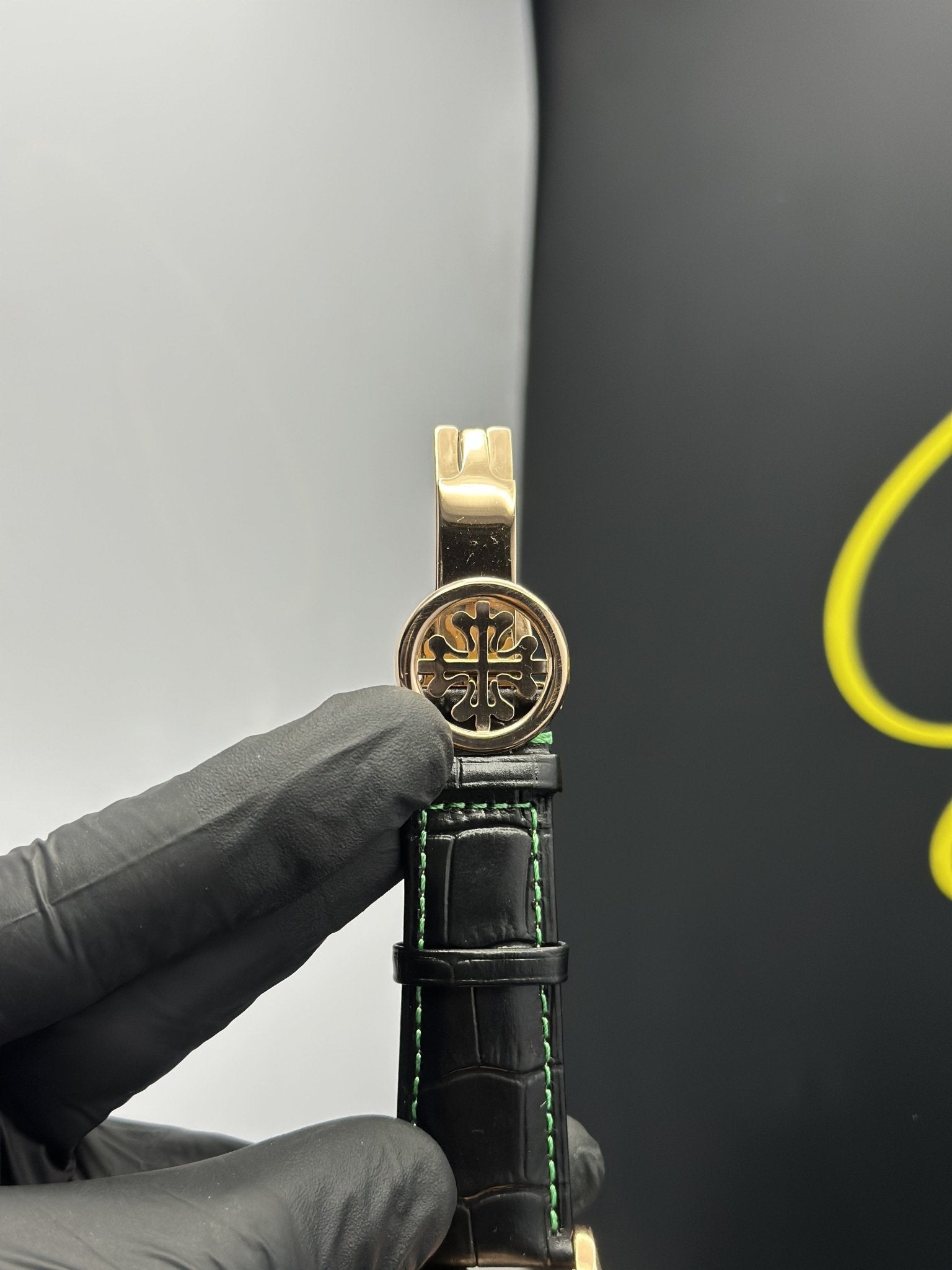 Patek Philippe Leather Strap Classy Watches Black Strap Bottle Green Dial Rosegold Stoned Bezel Rectangular Chronographs – men’s watch