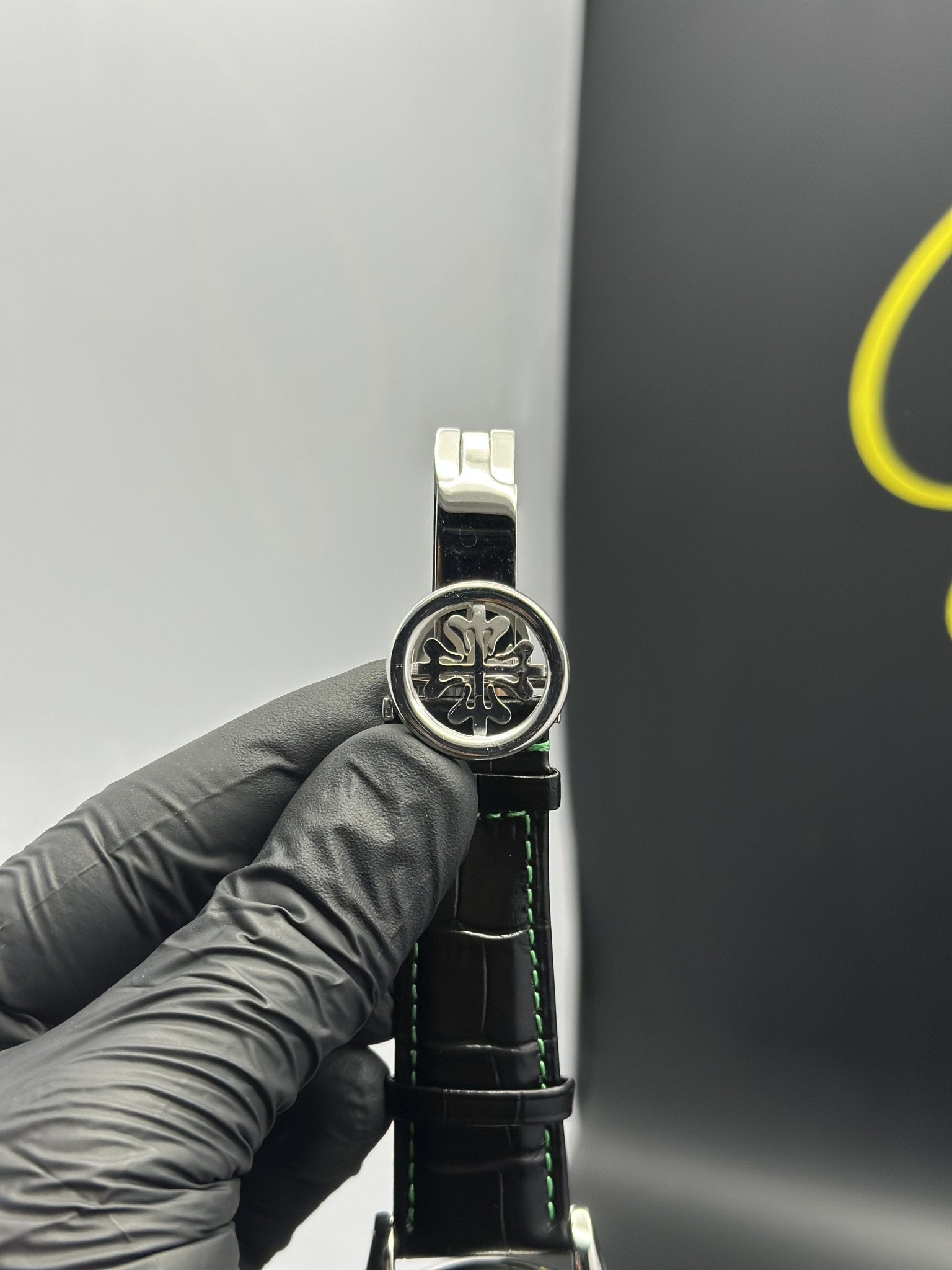 Patek Philippe Leather Strap Classy Watches Black Strap Bottle Green Dial Silver Bezel Rectangular Chronograph – men’s watch