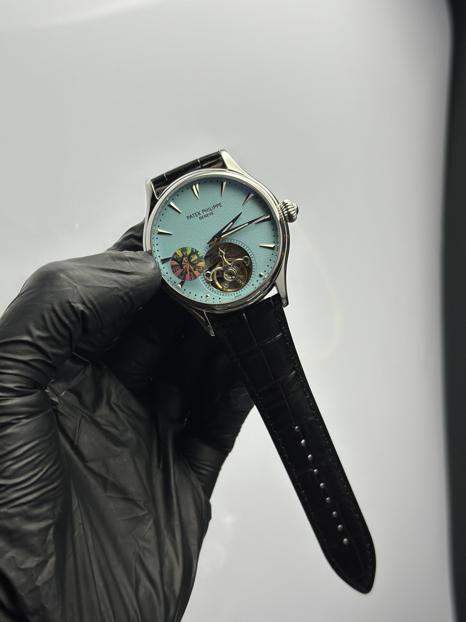 Patek Philippe Leather Strap Classy Watches Black Strap Tiffany Pendulum Textured Dial Silver Bezel – men’s watch