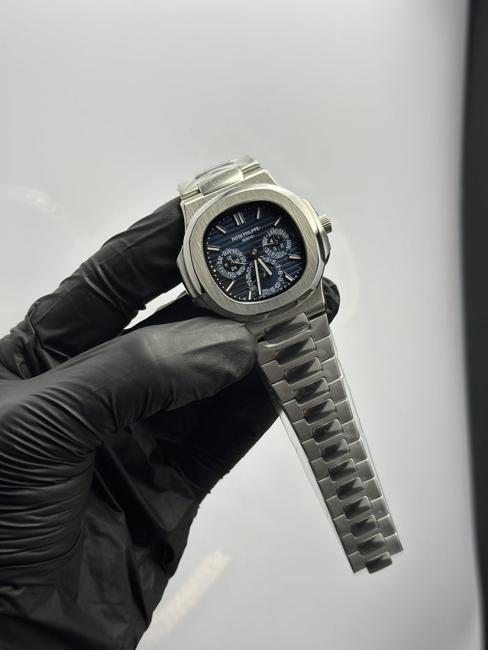 PP Nautilus Moonphase 41mm Stainless Steel Silver Bracelet Blue Dial