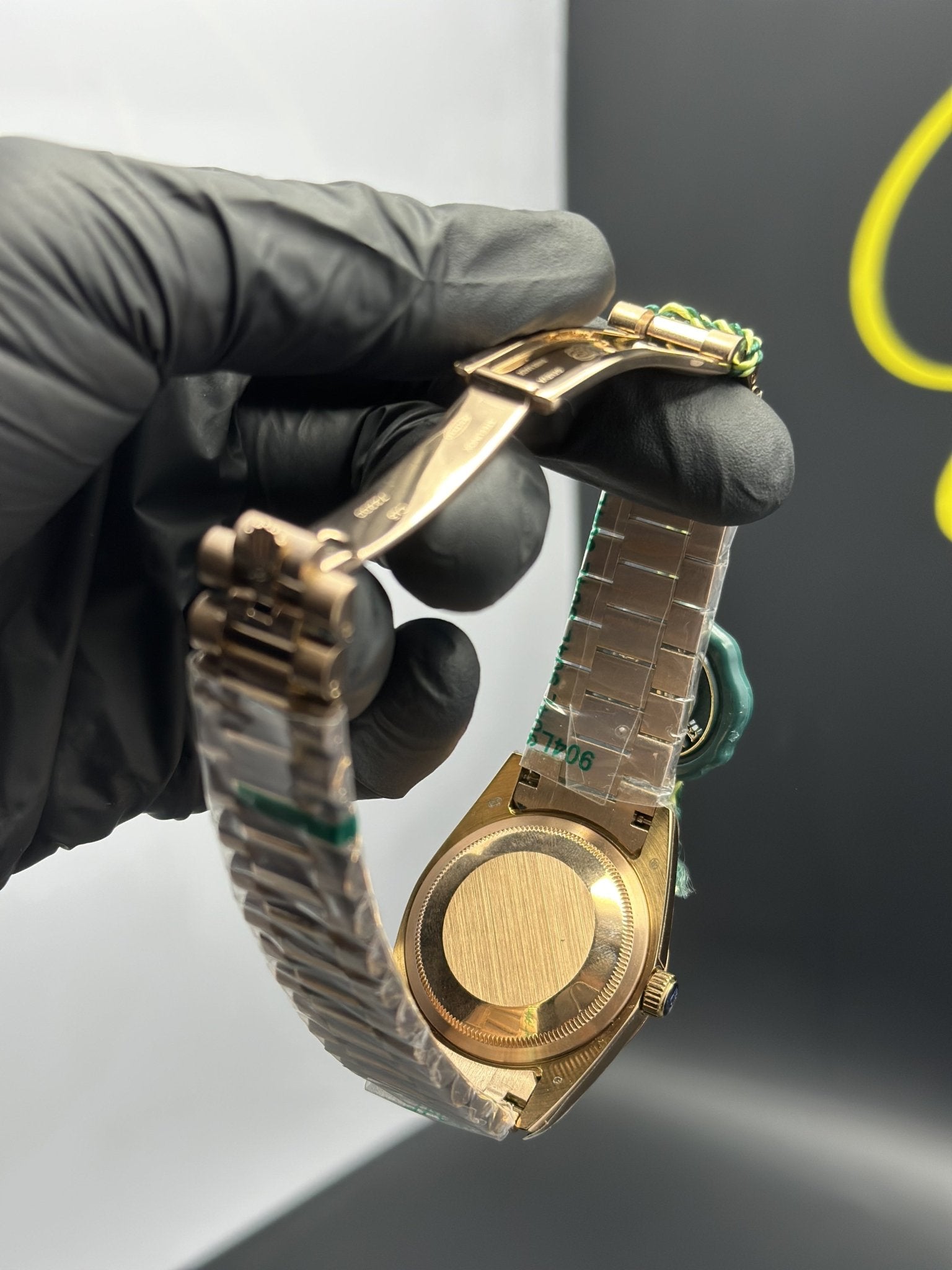 Rolex Daydate 36mm Rosegold Presidential Bracelet Brown Gems Figures Dial – men’s watch