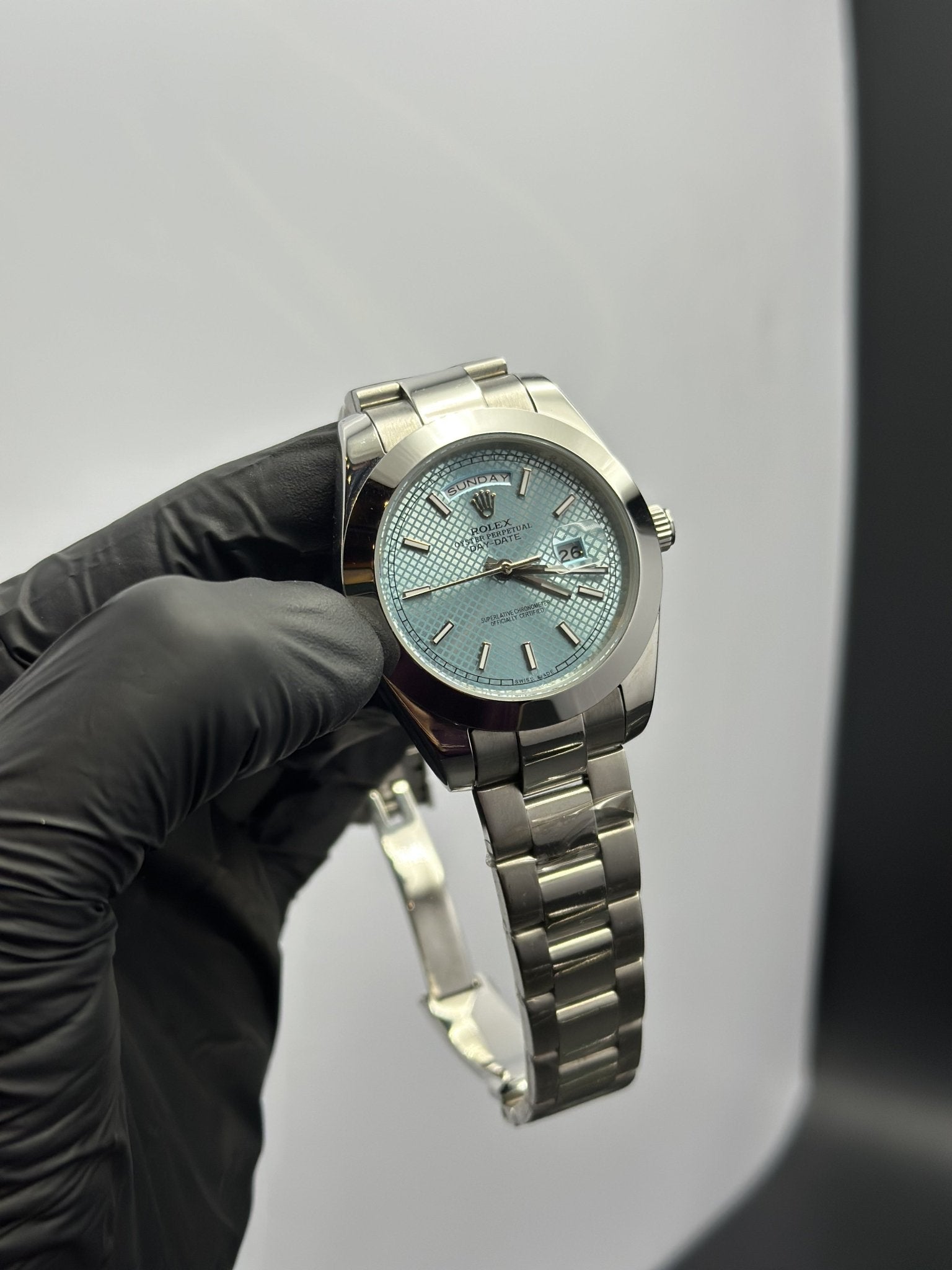 Rolex Daydate 40mm Silver Oyster Bracelet Sky Blue Dial Domed Bezel – men’s watch