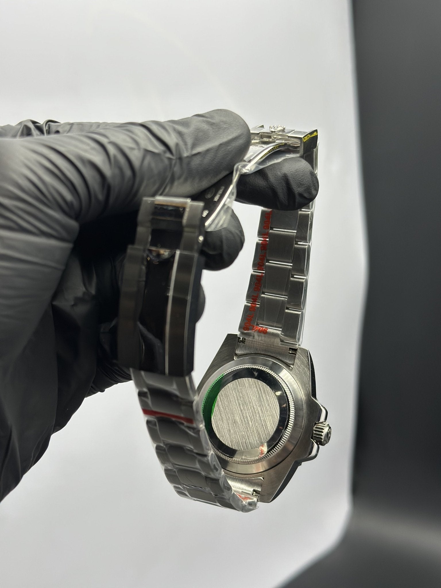 Rolex GMT Master II 40mm Stainless Steel Silver Oyster Bracelet Batman White Textured Dial – men’s watch