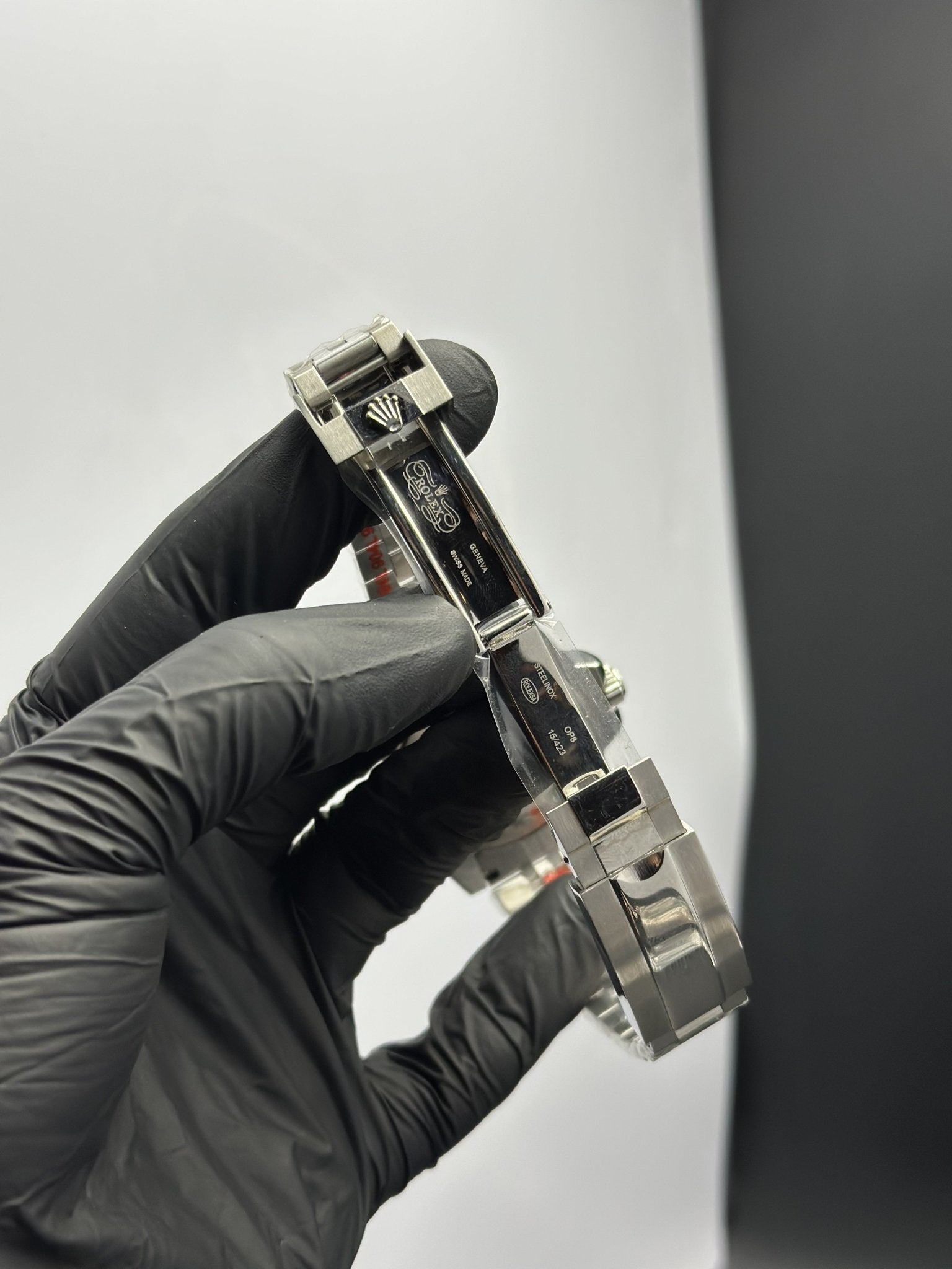 Rolex GMT Master II 40mm Stainless Steel Silver Oyster Bracelet Fully Stoned Black Dial Rainbow Stoned Bezel – men’s watch