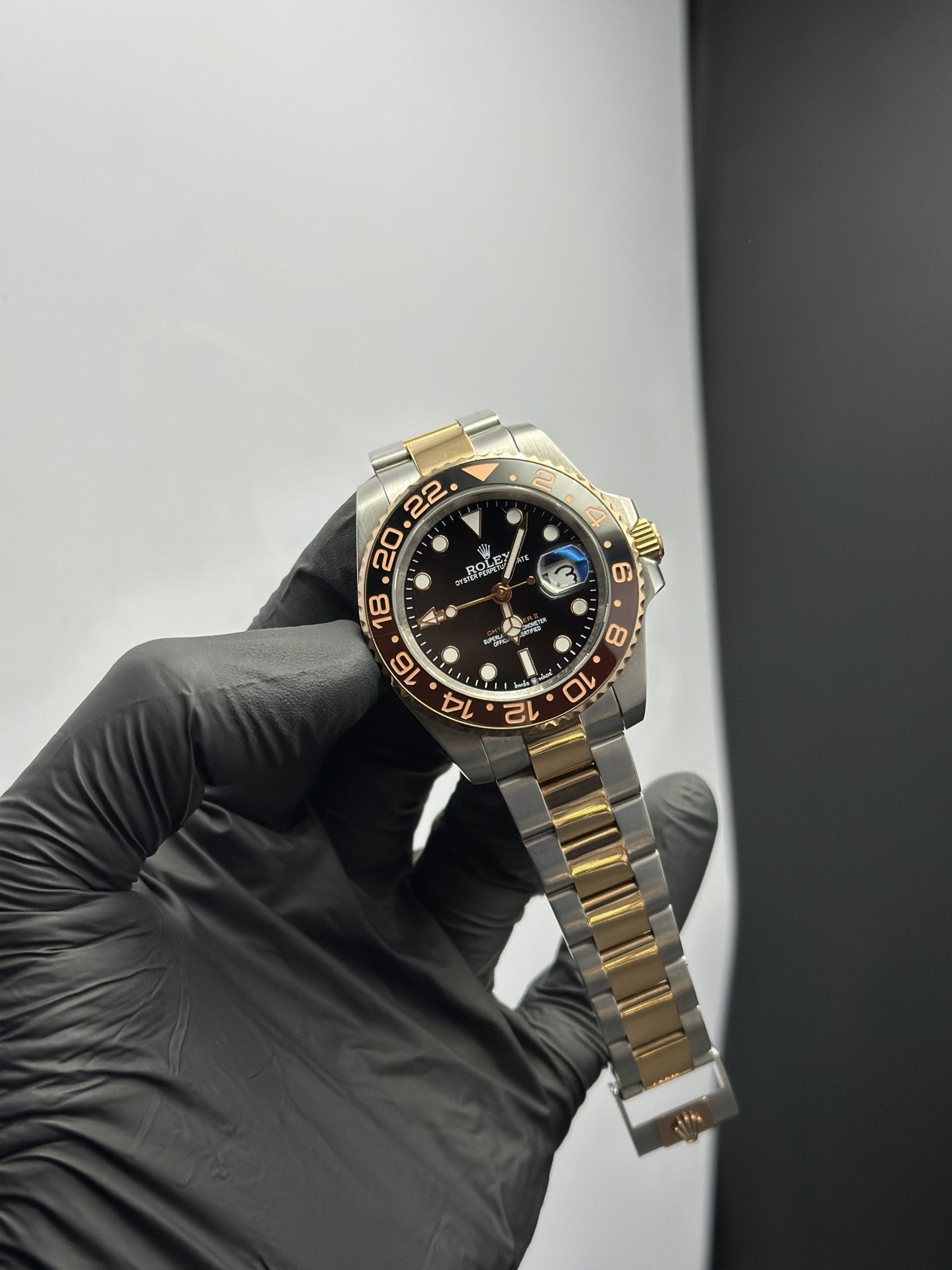 Rolex GMT Master II 40mm Stainless Steel Silver Rosegold 2 Tone Oyster Bracelet Root Beer Dial – men’s watch