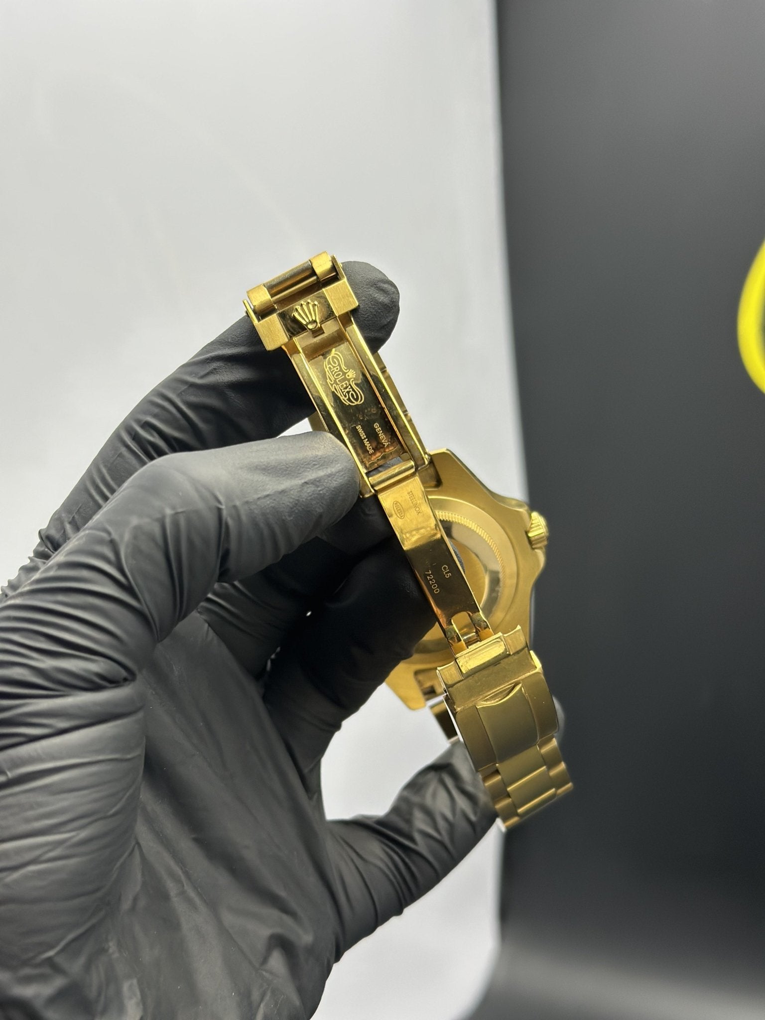 Rolex Submariner 41mm Stainless Steel Gold Oyster Bracelet Blue Dial Blue Bezel – men’s watch