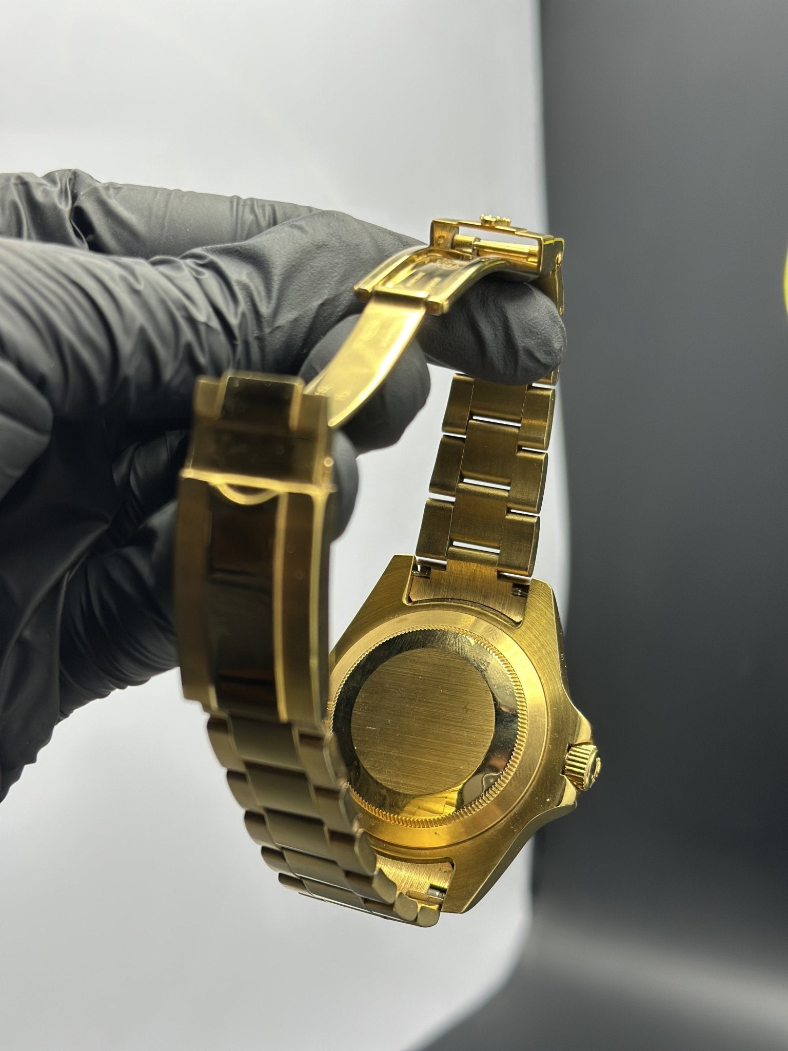 Rolex Submariner 41mm Stainless Steel Gold Oyster Bracelet Blue Dial Blue Bezel – men’s watch