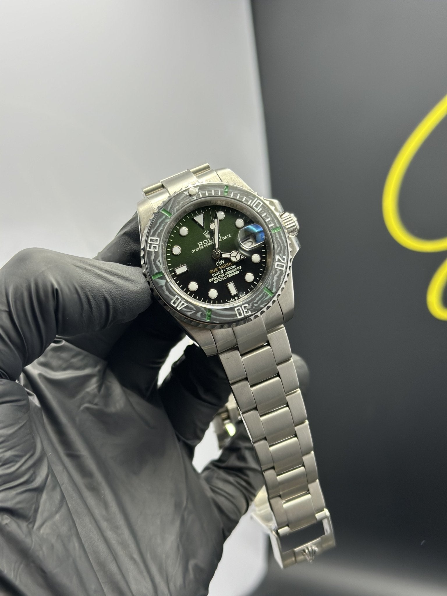 Rolex Submariner 41mm Stainless Steel Silver Oyster Bracelet - Carbon Bezel Green Black Dual Shade Dial Green Carbon Bezel – men’s watch