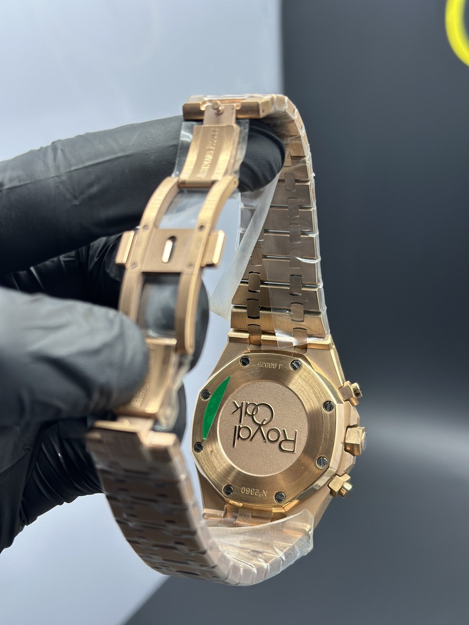 Super Clones Audemars Piguet TF Factory Royal Oak Chronograph Stainless Steel Rosegold Bracelet Green Dial Caliber 4401 Swiss Movement – men’s watch