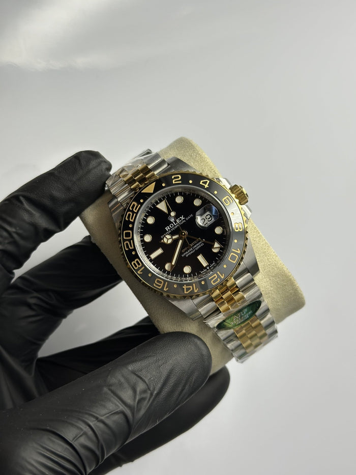 Super Clones RLX The Most Premium ARF Factory GMT Master II Stainless Steel Silver-Gold 2 Tone Jubilee Bracelet Bruce Wayne Dial Caliber 3285 Swiss Movement