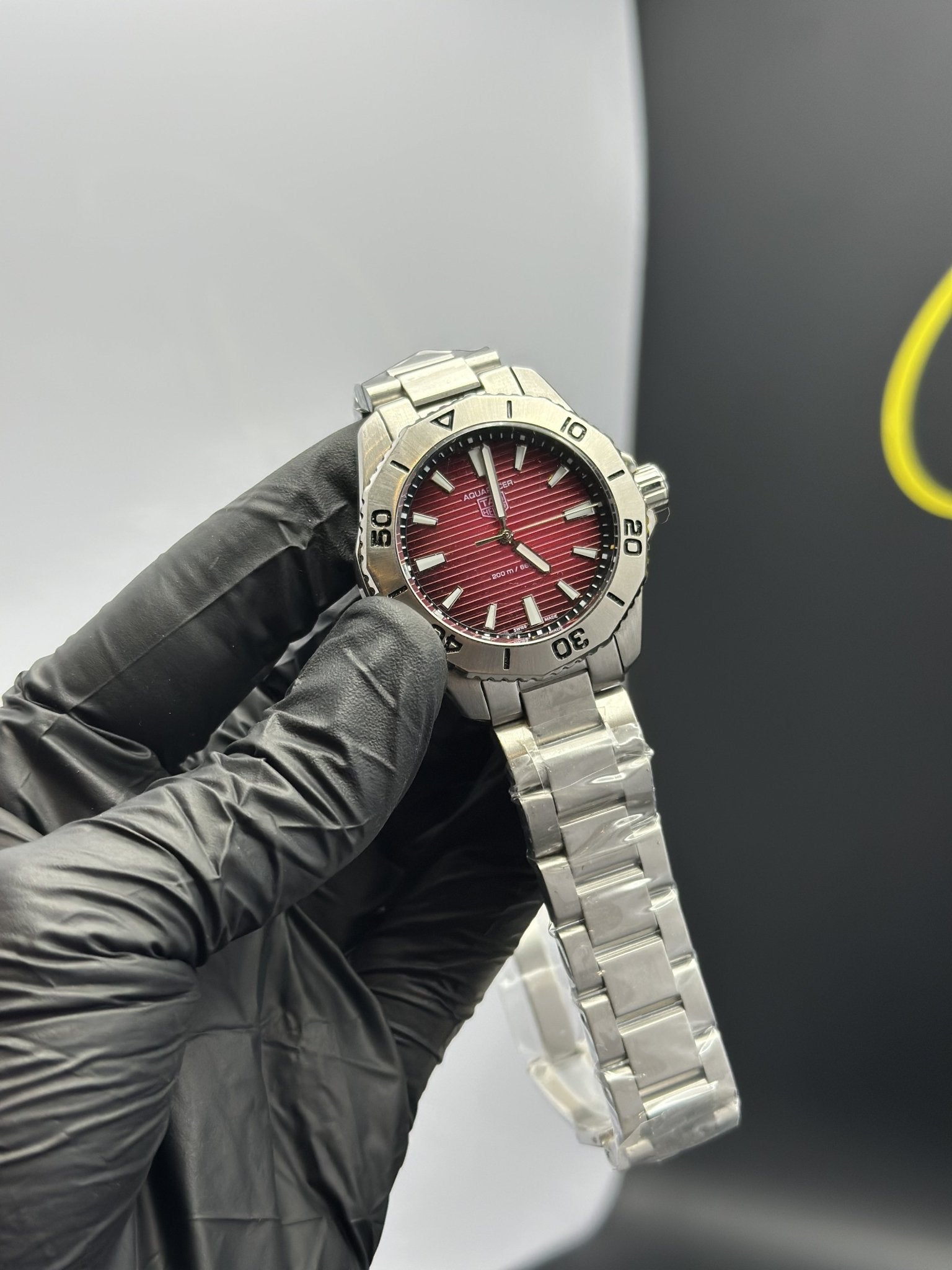 Tag Heuer Bracelet Automatic Aquaracer Silver Bracelet Red Dial – men’s watch