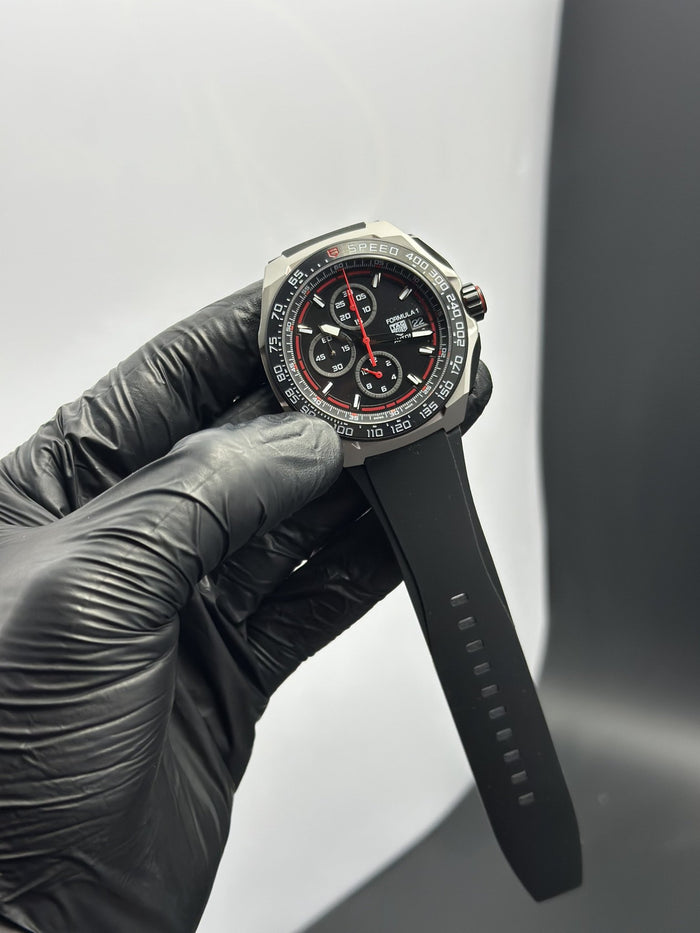 TAGH Strap Chronograph (Quartz) 44mm Formula 1 Black Strap Black Red Dial