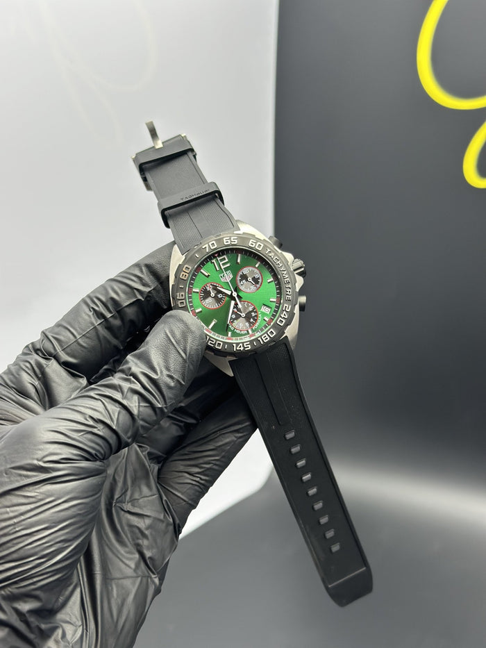 TAGH Strap Chronograph (Quartz) 44mm Formula 1 Green Dial