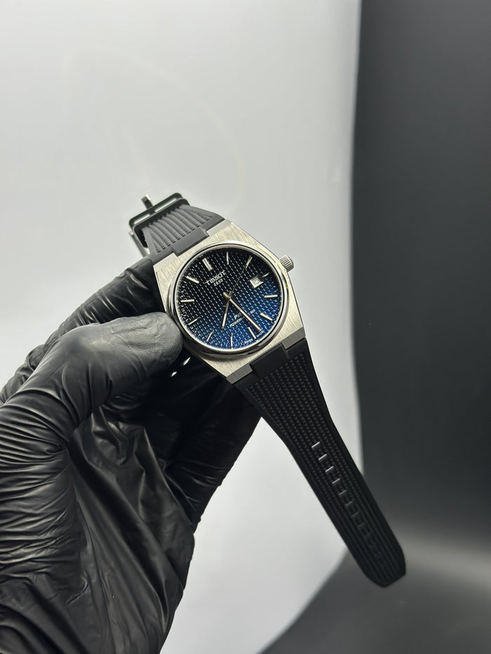 Tisot Strap Automatic 40mm Silicone Strap Black Strap Black Blue Dual Shade Textured Dial